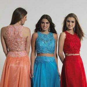 **Dave & Johnny** 2pc Style 10001 Size 4 NWT